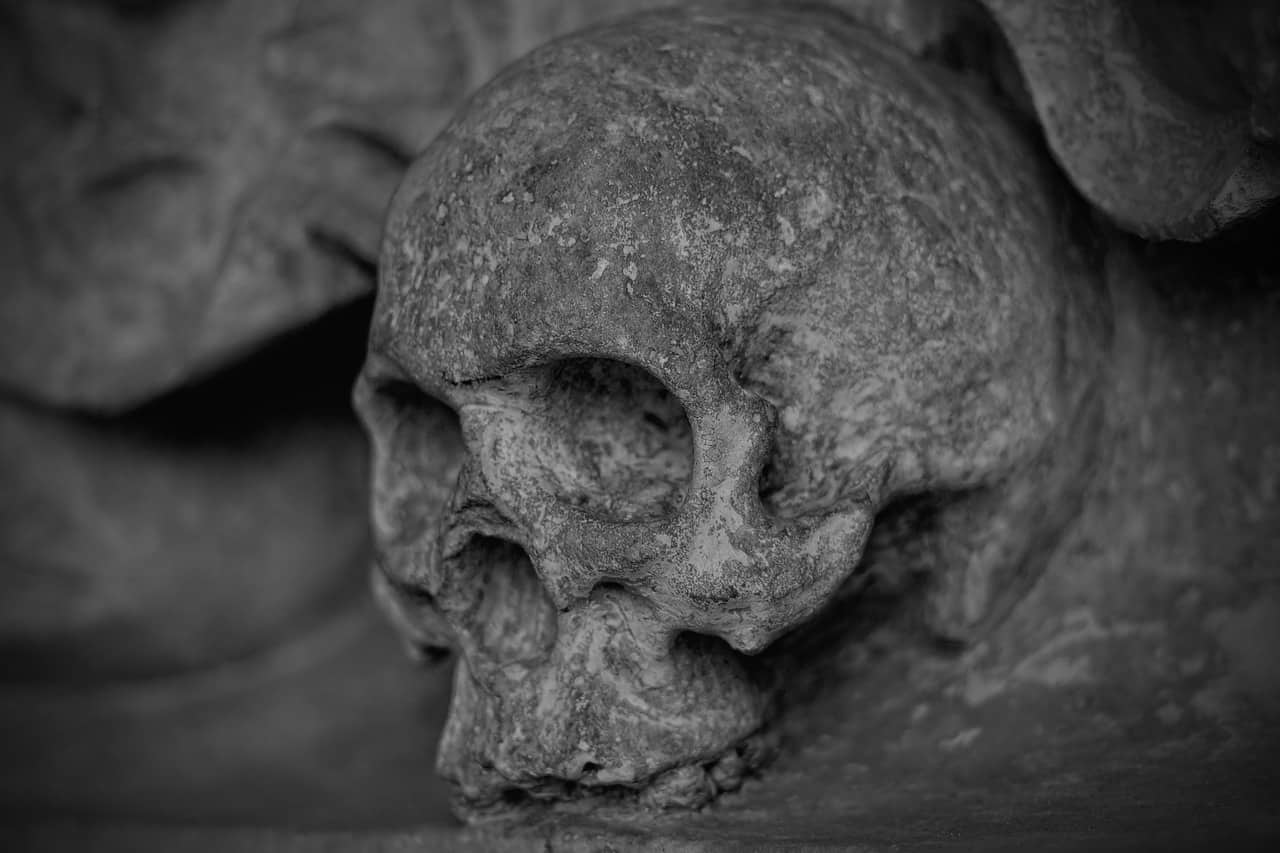 Odkryto 500-letnią wieżę z ludzkich czaszek!