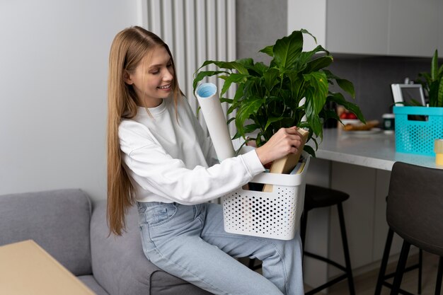 Jakie rośliny wybrać do biura dla poprawy samopoczucia i koncentracji?