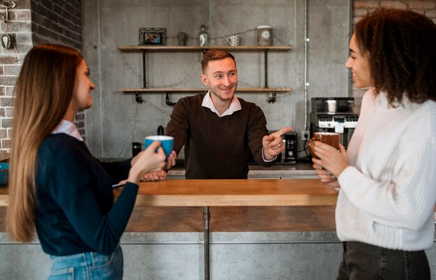 Jak wybrać idealny ekspres do biura, aby zadowolić wszystkich pracowników?